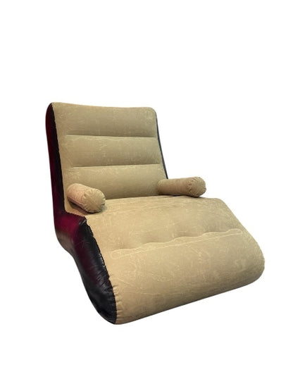 SOFA INFLABLE CON REPOSAPIES