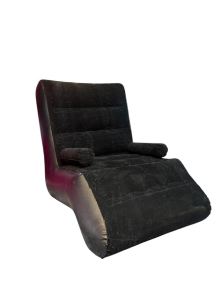 SOFA INFLABLE CON REPOSAPIES